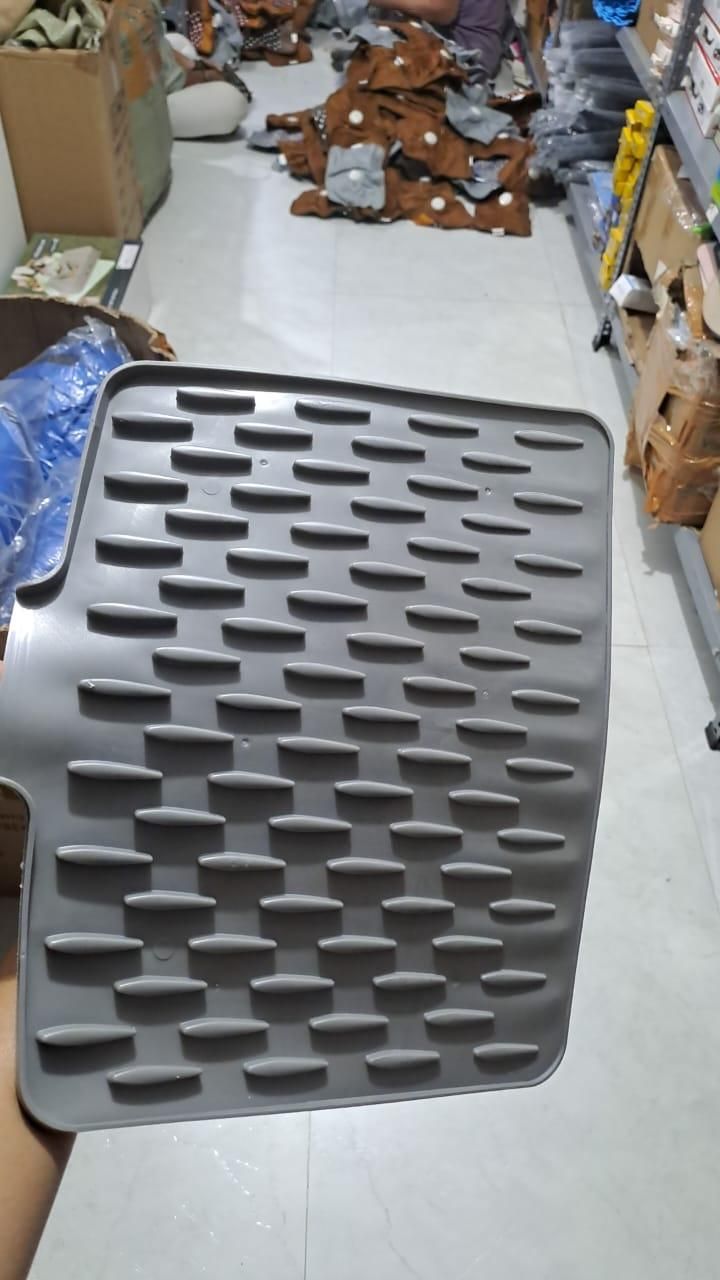 Silicone Dish Drying Mat for Kitchen | Quick Dry Anti-Slip Drain Mat